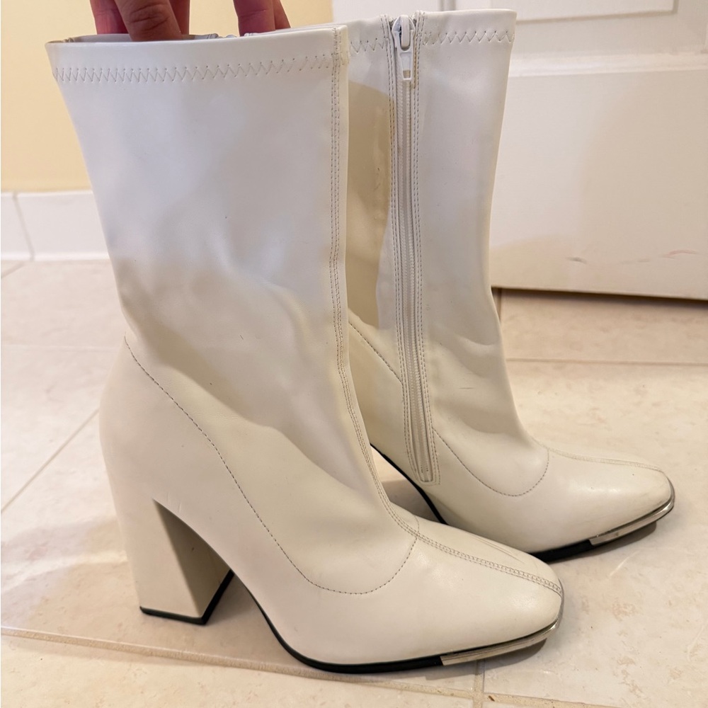 Elegant White Ankle Boots